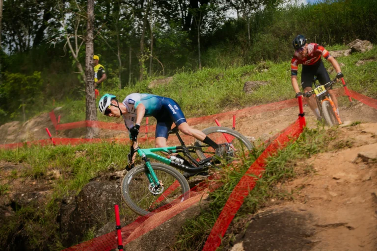 SAVILIA BLUNK AND JOSHUA DUBAU WIN THE MTB FESTIVAL IN MARIPORA (BRAZIL) 